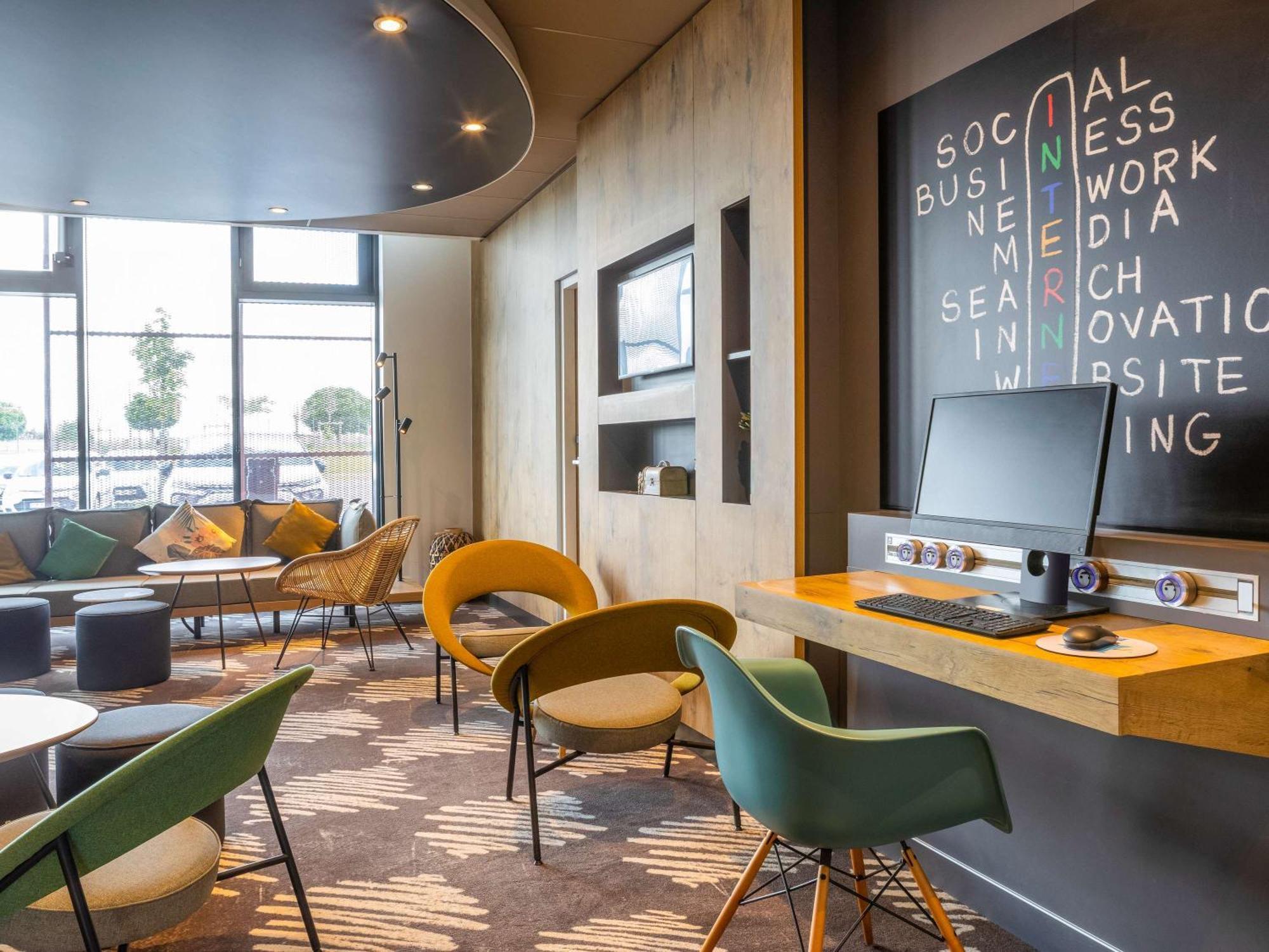 Hotel Ibis Le Bourget