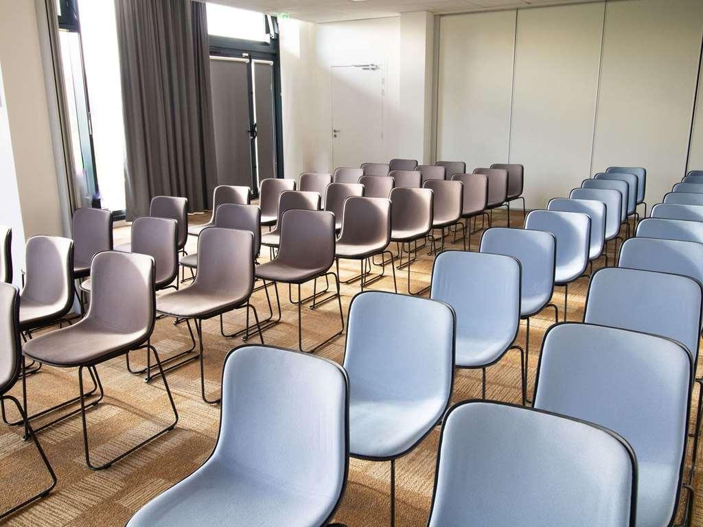 Ibis Le Bourget Hotel 3*